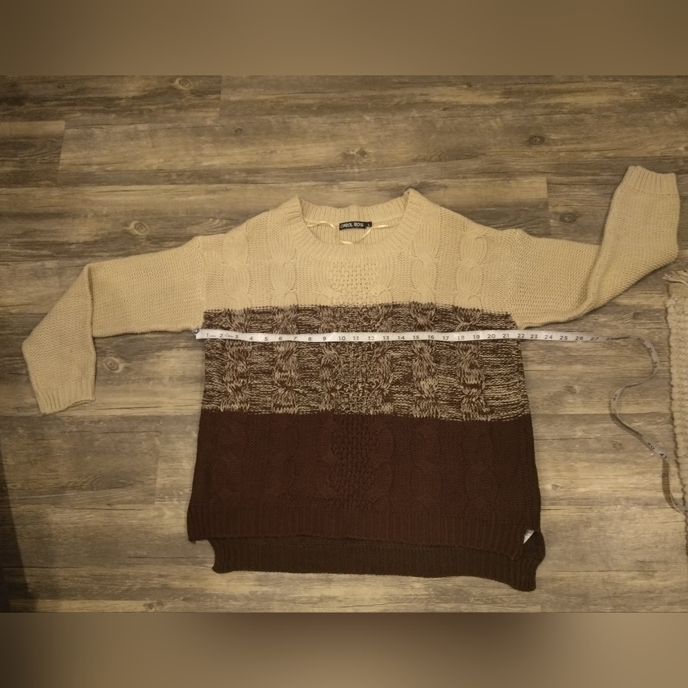 Carol Rose Colorblock Sweater - Picture 7 of 8